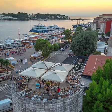 Zeljko Novo Naselje * Porec